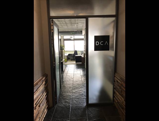 206M² BUILDING TO LET IN DE WATERKANT